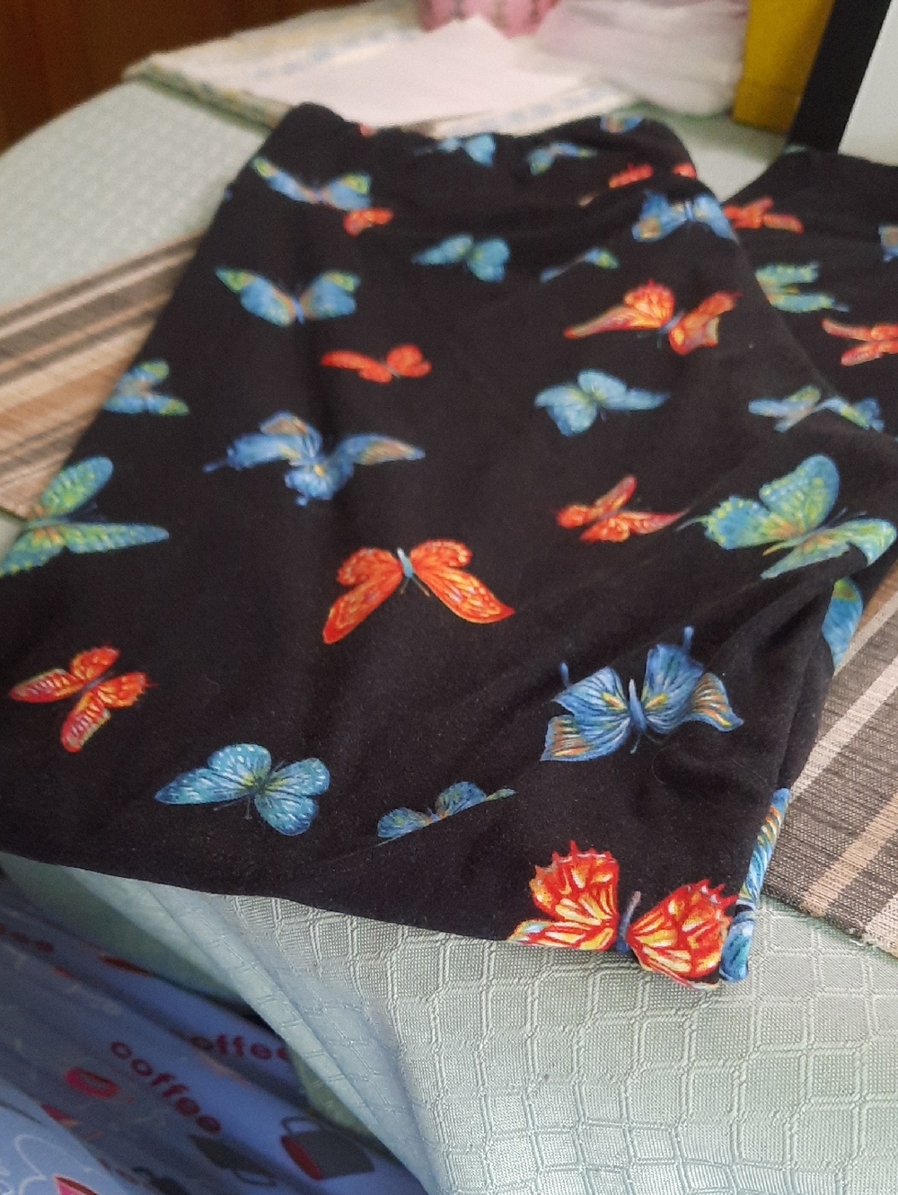 No Boundaries Leggings with Colorful Butterfly Print